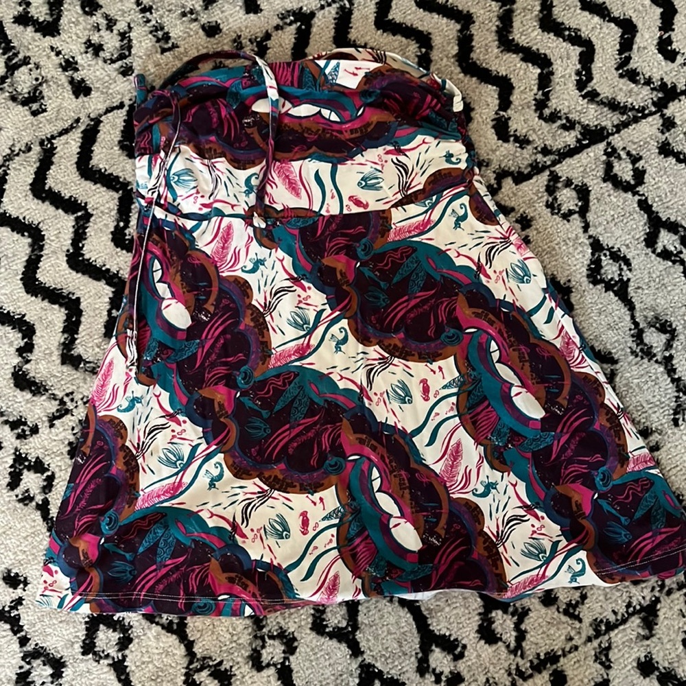 Patagonia Women’s Skirt w/ Ruching on Side